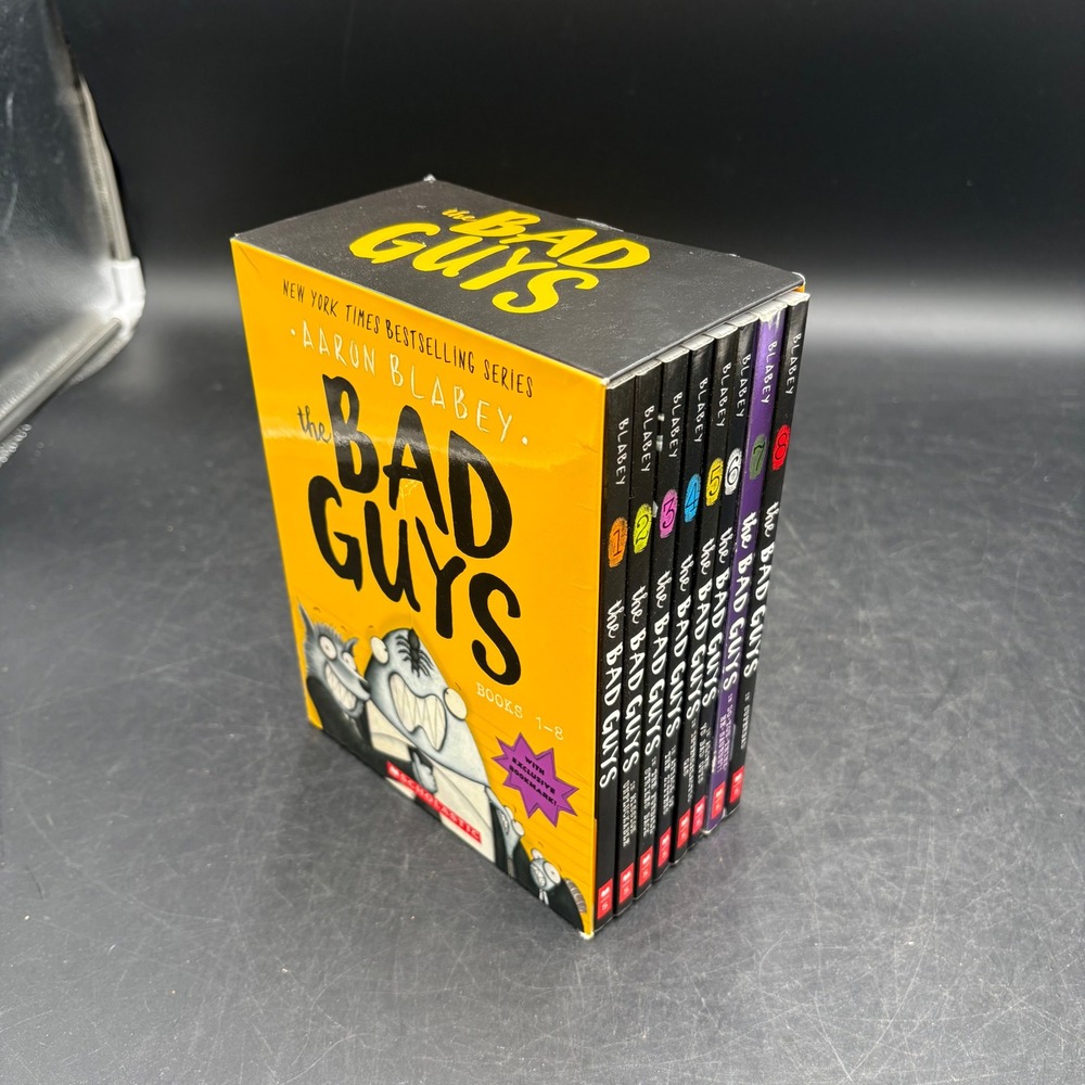 The Bad Guys Books 1-8 Boxed Set Aaron Blabey Scholastic Graphic Novels